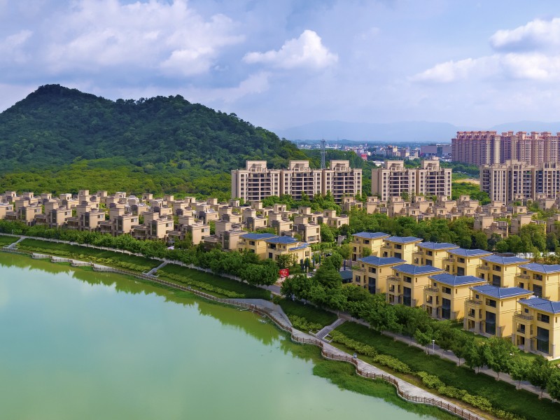 珠光云岭湖